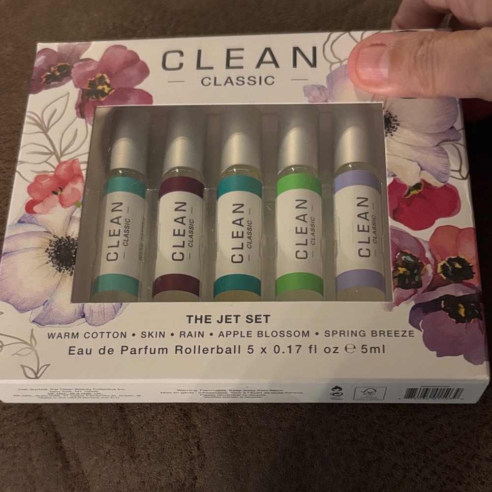 Clean Classic The Jet Set Eau de Parfum Rollerball Set